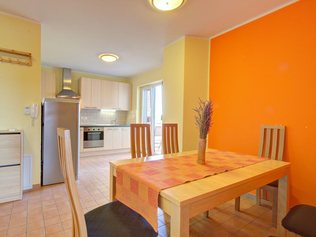 Apartmajska hiša Žerovnik